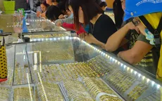 Giá vàng tăng dựng đứng ngày giáp Tết