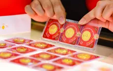 Giá vàng tiếp tục nhảy vọt, tăng gần nửa triệu đồng mỗi lượng