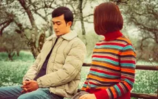 Dàn sao Hướng dương ngược nắng "thi nhau" check-in cùng một địa điểm