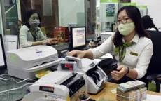 Lãi suất tiết kiệm tiếp tục giảm, gửi tiền đâu lời nhất?