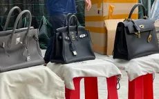 Giới buôn hàng hiệu rởm tiết lộ độc chiêu “lùa gà” khiến người mua sập bẫy