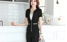 Hóa cô nàng hiện đại với trang phục của Minh Tuyết Shop