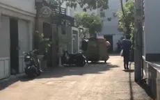 Bức xúc thả vật nuôi phóng uế bừa bãi