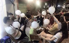 Nguy hiểm khôn lường khi hít bóng cười