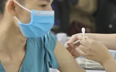 Y bác sĩ bệnh viện Thanh Nhàn tin vào độ an toàn của vaccine ngừa COVID-19 đã tiêm