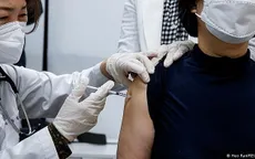 Hàn Quốc tiếp tục tiêm vaccine của AstraZeneca