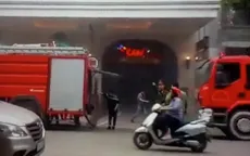 Xe ô tô bốc cháy dưới tầng hầm Tràng Tiền Plaza