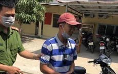 Cần tiền trả nợ, thuê xe ôtô rồi làm giả giấy tờ để cầm cố