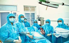 Một sản phụ sinh con trong khu cách ly tại Lào Cai