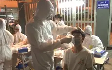 Xuyên đêm xét nghiệm COVID-19 cho hàng nghìn công nhân ở Bắc Ninh