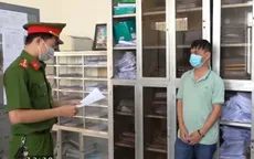 Bắt 2 nhân viên tín dụng lừa đảo 18 tỷ đồng