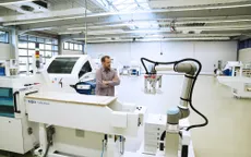 Universal Robots ra mắt mẫu UR10e cải tiến mới