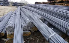 Cát hiếm, giá thép “trên trời”, nhà thầu muốn tạm dừng thi công chờ bình ổn