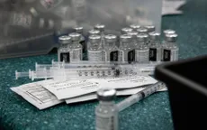 EU phê chuẩn vaccine Pfizer cho trẻ 12 - 15 tuổi