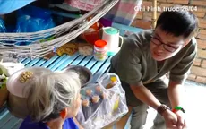 Việc tử tế: Chàng trai đều đặn "phát lương" cho người nghèo