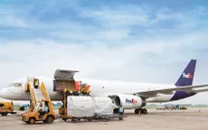 Hàng không chuyên chở: “Miếng ngon” có dễ nuốt?