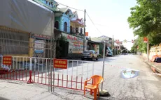 Hà Tĩnh ghi nhận thêm 4 trường hợp dương tính với SASR-CoV-2
