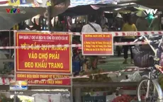 Người dân khu vực phong tỏa đồng lòng vượt qua khó khăn