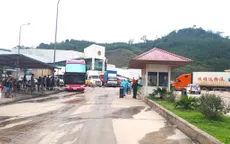 Tạm dừng tiếp nhận công dân Việt Nam về nước qua cửa khẩu quốc tế Cầu Treo