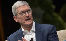 CEO Tim Cook: Chúng tôi không lôi kéo khách hàng vào thất bại của mình
