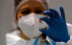 Thế giới cấp phép khẩn cấp cho vaccine COVID-19 như thế nào?