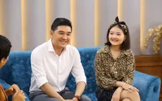 Diễn viên Minh Quốc chạy thêm xe ôm công nghệ để lo toan cho gia đình nhỏ