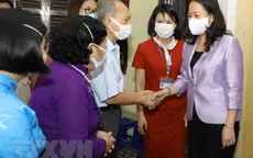 Phó Chủ tịch nước Võ Thị Ánh Xuân thăm các gia đình tiêu biểu ở Hà Nội