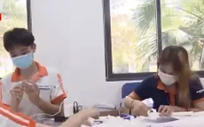 Sinh viên làm tấm chắn giọt bắn tặng tuyến đầu chống dịch