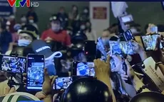 Bát nháo livestream: Từ bán hàng “rởm” đến khoe thân, bóc phốt nhau