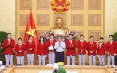Thủ tướng động viên, trao phần thưởng cho các vận động viên tiêu biểu