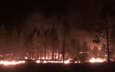 Sét đánh gây ra trận cháy rừng nghiêm trọng Bootleg ở bang Oregon