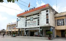 Ga Vinh đón khách đi tàu trở lại từ 3/7