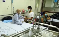 Những nấc thang cuộc đời của cậu bé ung thư máu