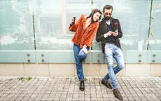 "Bí kíp" cho những buổi hẹn hò video thời COVID-19