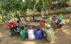 13 đối tượng tụ tập đánh bạc trong lúc giãn cách xã hội