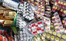 Thu giữ số lượng lớn thuốc tân dược nhập lậu được quảng cáo để điều trị COVID-19