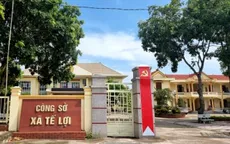 Tạm đình chỉ công tác 4 cán bộ đánh bạc trong công sở