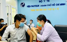 Quận đầu tiên tại TP Hồ Chí Minh hoàn thành tiêm vaccine mũi 1 cho người dân