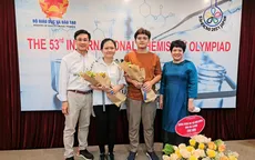 6 học sinh Hà Nội nhận khen thưởng đột xuất