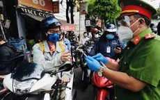 TP Hồ Chí Minh tạm dừng kiểm tra "di biến động dân cư" tại các chốt liên quận