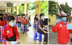 Tài xế ShopeeFood phấn khởi khi được tiêm vaccine phòng COVID-19: “Nhận đơn giao hàng cũng yên tâm hơn”