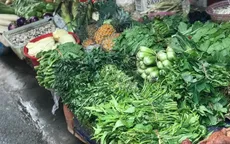 Cầm cự trong mùa COVID-19: Quán phở, shop quần áo chuyển sang bán rau