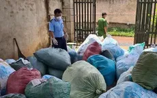 Phát hiện cơ sở tái chế hơn 1 tấn khẩu trang