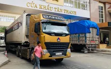 Không nhận ủy quyền "trông nom" và "bán hộ hàng" bên kia biên giới