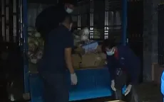 Xuyên đêm chuyển lương thực, thực phẩm đến người dân "vùng đỏ"