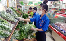 TP Hồ Chí Minh: Siêu thị quá tải đơn hàng