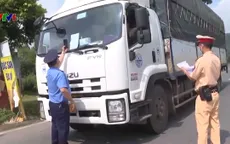 Quản lý chặt lái xe đường dài để ngăn dịch bệnh lây lan