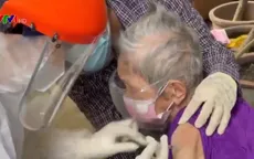 TP Hồ Chí Minh tiêm vaccine tại nhà cho người cao tuổi