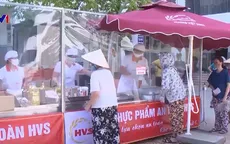 "Chợ lưu động" giúp người dân Hà Nội trong thời điểm giãn cách