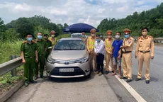 Nhiều xe “luồng xanh” chở hàng cấm trên cao tốc Nội Bài - Lào Cai